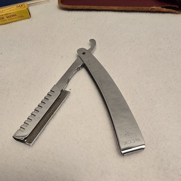 Weck Sextoblade Razor with Case - Picture 4 of 10